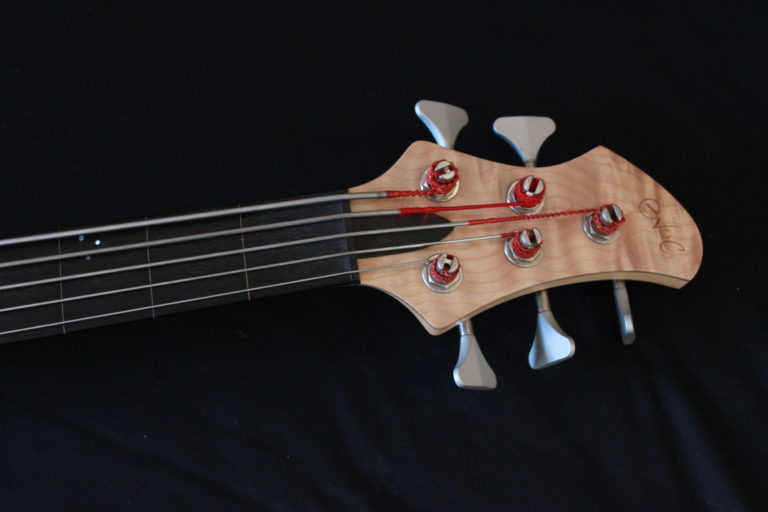 Enoc 5C Fretless tête