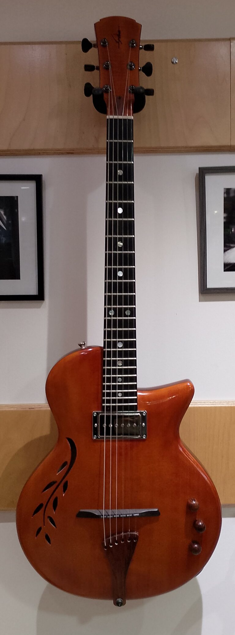 Engelbrecht Archtop - Face