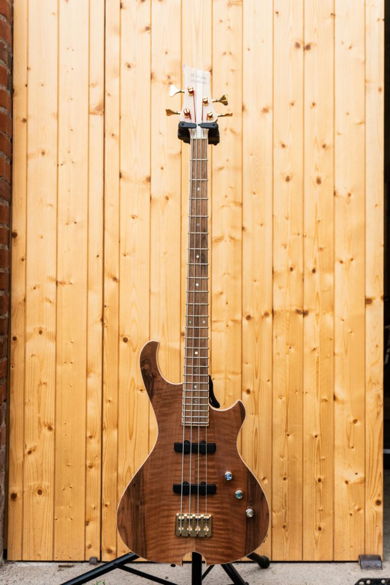 Basse Noyer - Bo'Guitars (8)